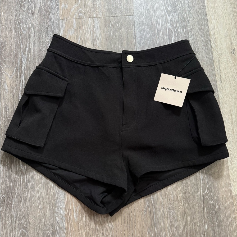 superdown Black Cargo Pocket High-Waist Shorts